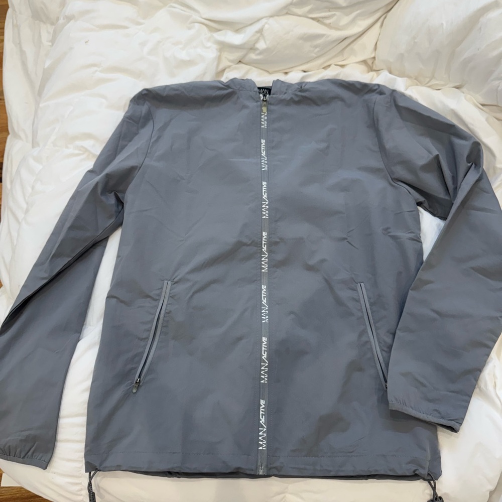 Man Active Gray Windbreaker Jacket